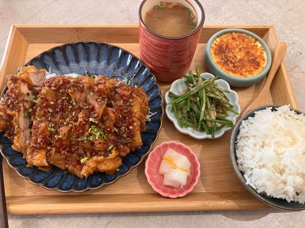 【台中北屯】思鄉漁豚手作料理定食套餐推薦！餐廳環境菜單價位介紹！