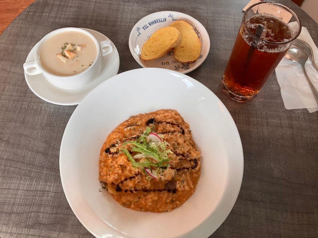 【台中北屯】香草山義式小館 | 義大利麵與燉飯推薦!餐廳環境菜單價位介紹 【台中北屯】香草山義式小館 | 義大利麵與燉飯推薦!餐廳環境菜單價位介紹
