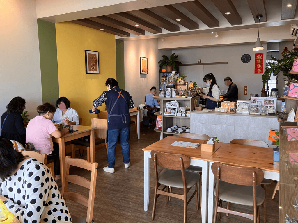 【台中北屯】肆零陸 | 大坑九號登山步道早午餐推薦！餐廳環境菜單價位介紹