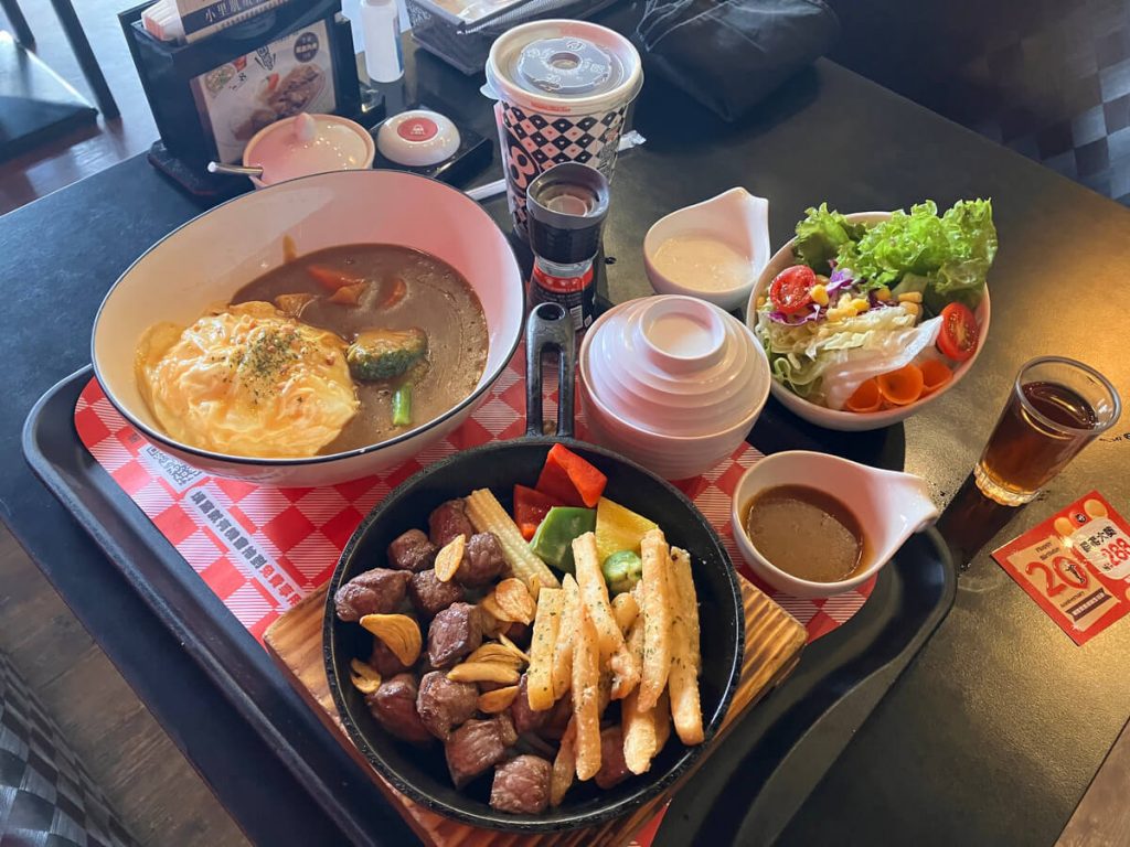 【台中北屯】Mr.38 咖哩美食餐廳崇德店 | 日式咖哩簡餐推薦!餐廳環境菜單價位介紹 【台中北屯】Mr.38 咖哩美食餐廳崇德店 | 日式咖哩簡餐推薦!餐廳環境菜單價位介紹
