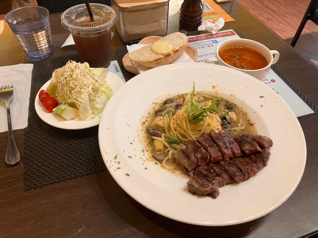 【台中北屯】艾羅夫義大利麵館 I love Pasta Restaurant 義大利麵燉飯推薦！餐廳環境菜單價位介紹