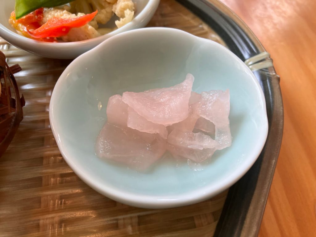 【台中西區】小野食堂 | 日式食堂早午餐 | 飯糰套餐推薦！餐廳環境菜單價位介紹